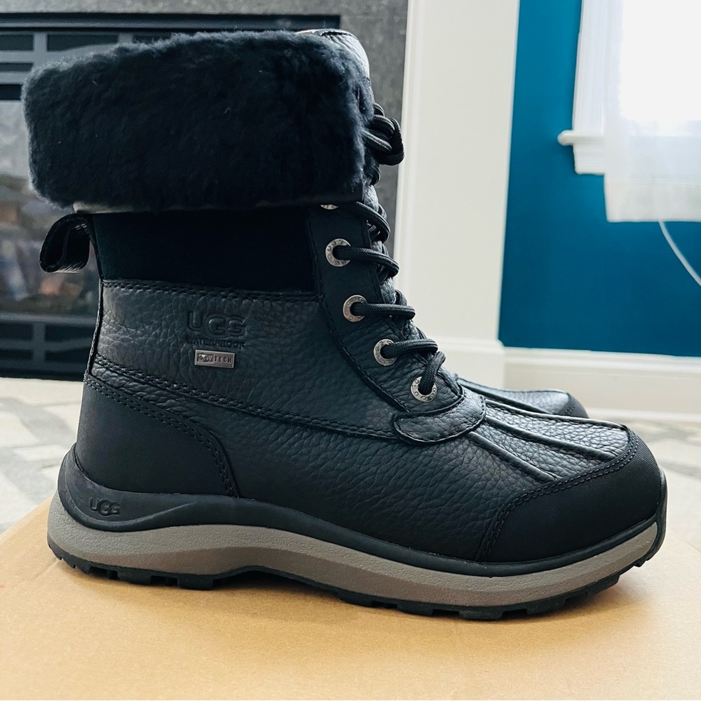 UGGS ADIRONDACK III Women Sz 6 BLACK BLACK WATERPROOF SHEEPSKIN WOMEN'S BOOTS